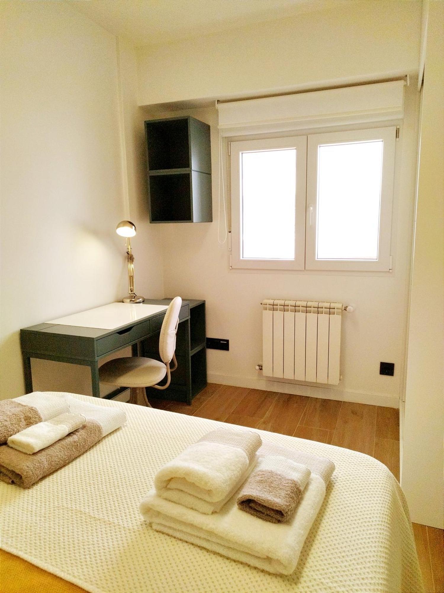 Appartamento Vivienda Alameda De Santiago San Giacomo di Compostella Esterno foto